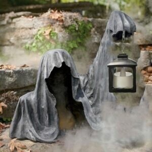 2022 Ground Reaper with Lantern Resin Decorative Lantern Ghost Sculpture Statue Halloween Party Sculpture Outdoor Decorations